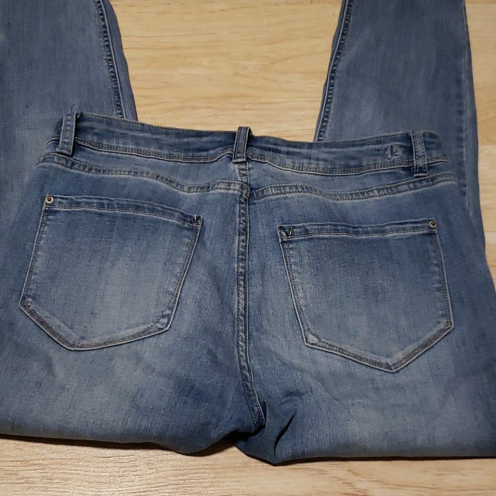 Jeans - Picture 4 of 4